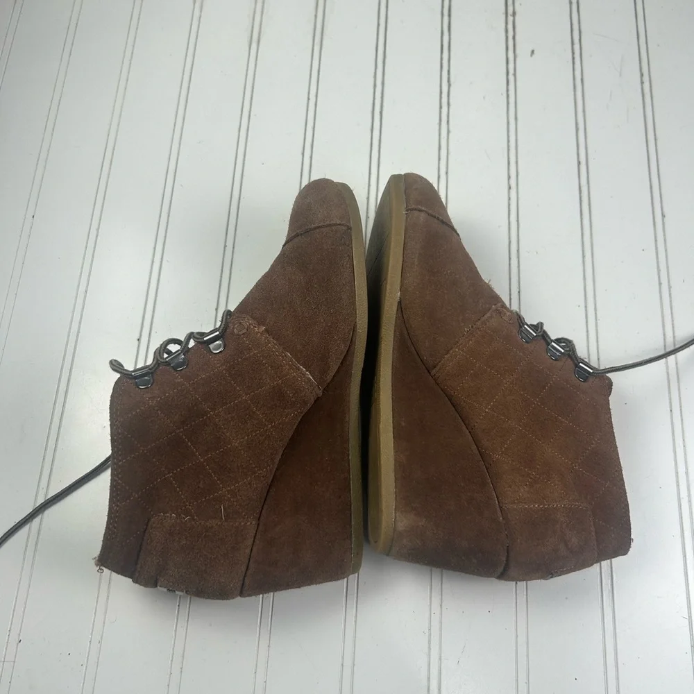 Tom’s Chocolate Brown Suede Desert Wedge Ankle Boots Women’s Size 8.5